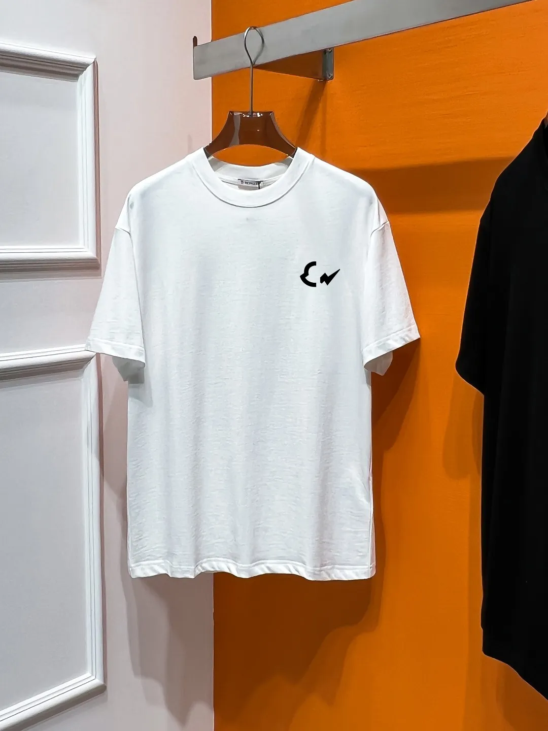Moncler# T （3 ） 100%-32 ， ， ， ， ， ， ， ， 。 ， ， ， ， ， ！ ， ！ ，Classic ， ， ， ， ， T T 、 ！ ！ 、 、 T， ， ， ， ， ！ ， ， ， , . , , . ：White Black Sizes：S M L XL 2XL
